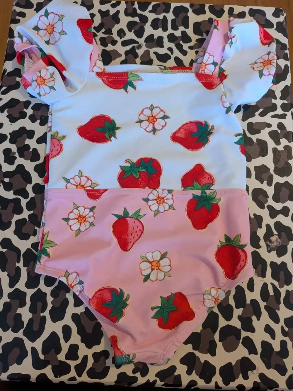 Strawberry Shortcake Toddler Girl Puff-Sleeve One-Piece Swimsuit Size 2T